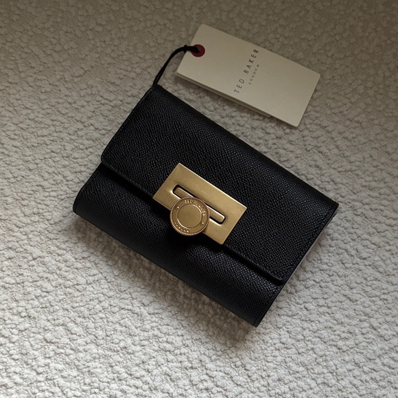 NWT Ted Baker London Wallet - Picture 1 of 14